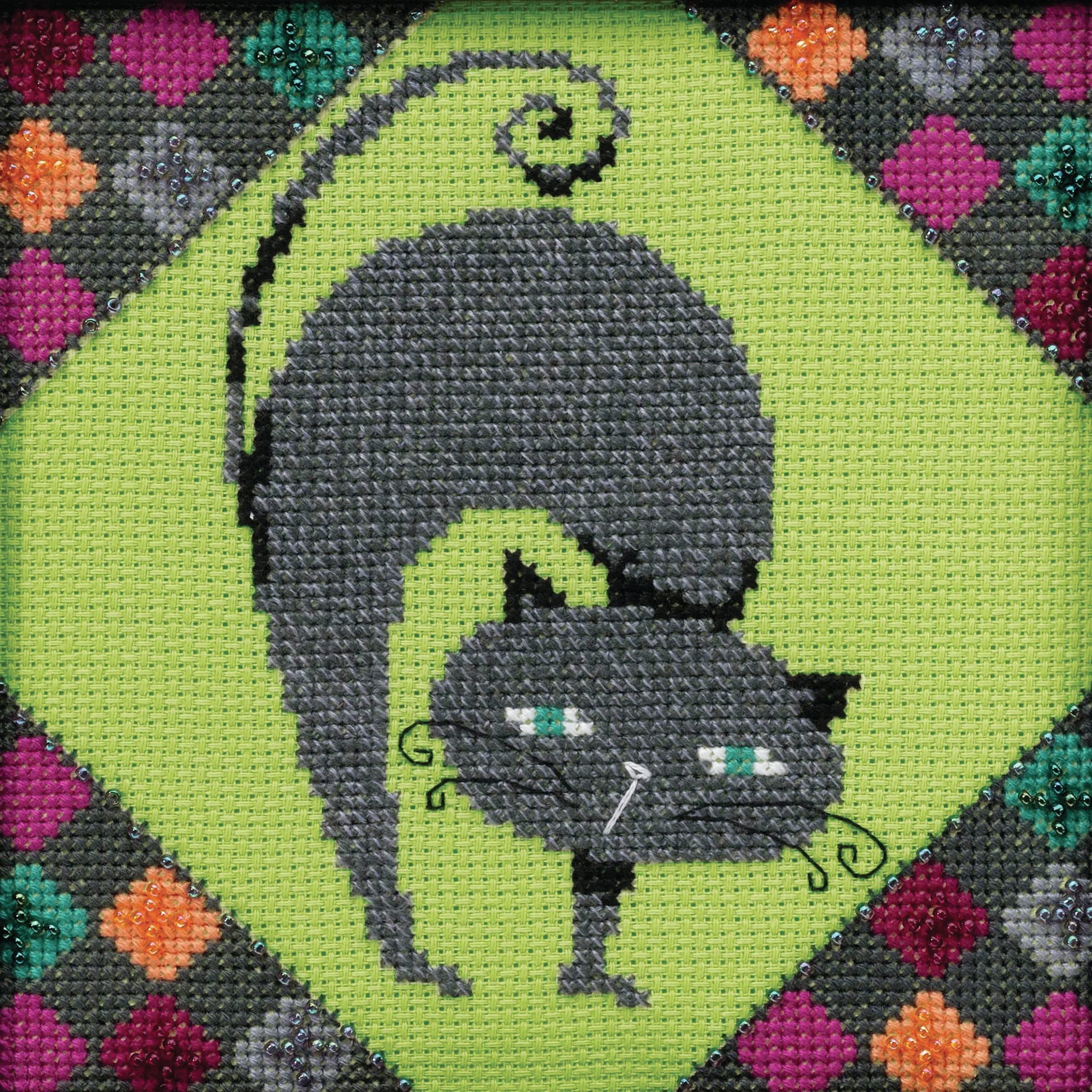 Ashes Cat Beaded Counted Cross Stitch Kit Mill Hill 2020 Debbie Mumm Alley Cats Collection DM302011 - Image 3